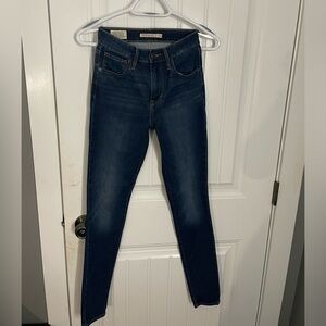 Levi’s High Waisted Jeans